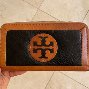 Authentic limited edition Tory Burch wallet